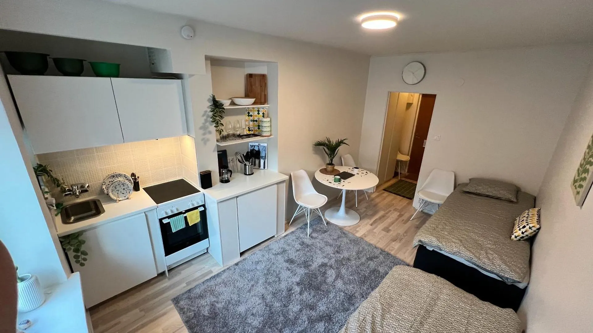Your Helsinki Base - Chic & Well-Located - 24H Keybox Entry 0*,  Finland