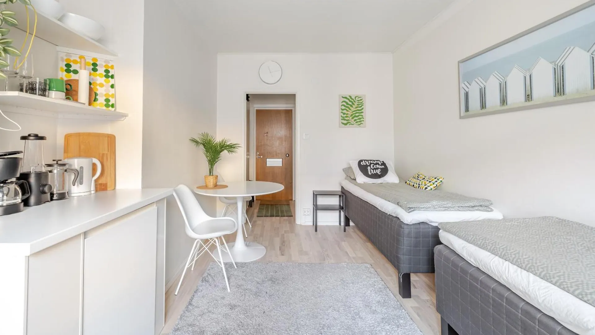 Your Helsinki Base - Chic & Well-Located - 24H Keybox Entry
